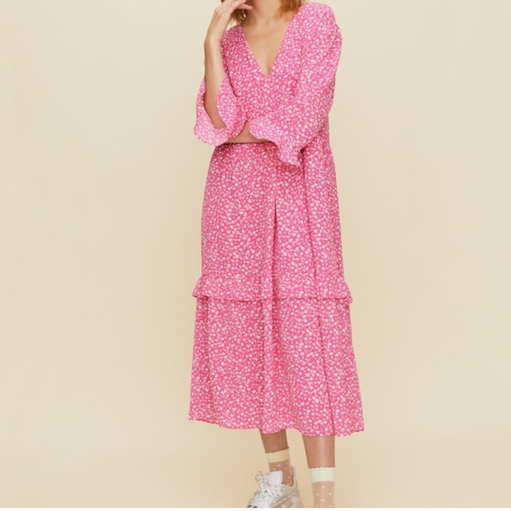 LITTLE MOON *Aritzia* “Spritz”
Size xxs first oversized  like size small